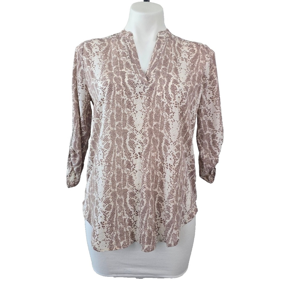 Lush Sheer Animal Print 3/4 Roll‎ Tab Sleeves V-Neck Top XS